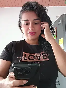 Snapshot of Alizon_1 chatting on 06/29/26, 05:23 Alizon 1 online show from 06/29/26, 05:23