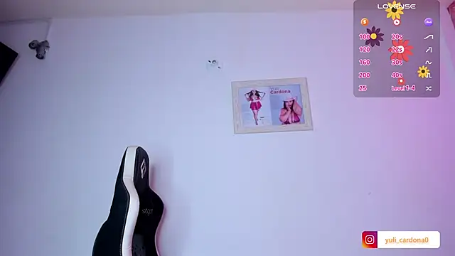 YuliCardona  online show from 01/31/26, 07:45