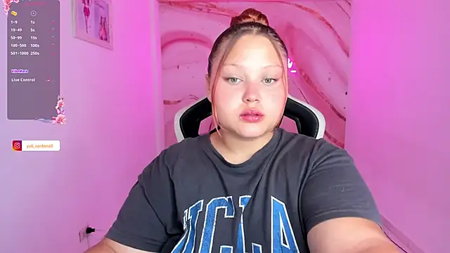 YuliCardona  online show from 03/25/26, 05:45