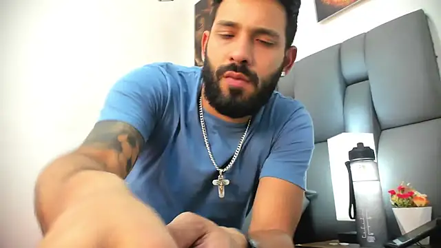 Thiagogomez online show from 04/07/26, 07:15