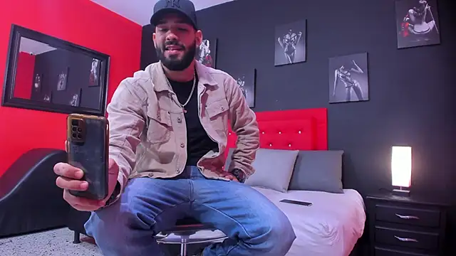 Thiagogomez online show from 11/06/25, 12:31