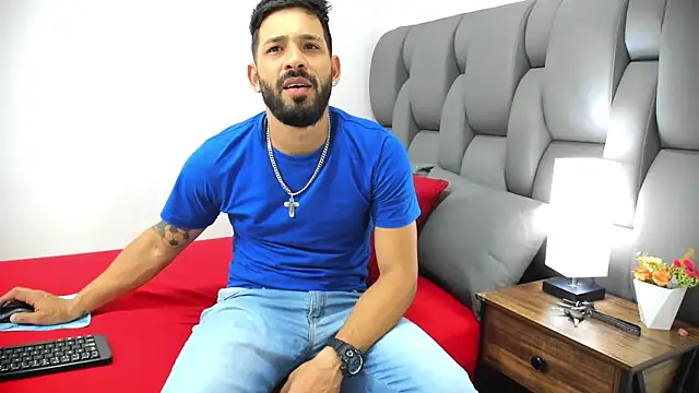 Thiagogomez online show from 03/24/26, 07:03