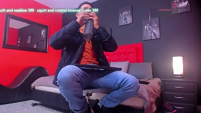 Thiagogomez online show from 11/15/25, 12:20