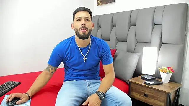 Thiagogomez online show from 03/12/26, 07:07