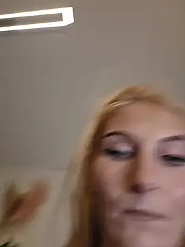 LessiaMia online show from 07/04/26, 03:05