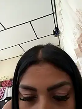 ViolettAndCandy online show from 12/27/24, 09:22