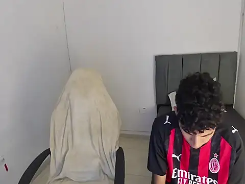 hot king20 online show from 04/07/26, 11:17