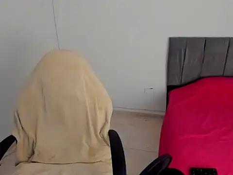 hot king20 online show from 03/28/26, 05:08