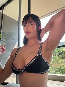 Helenbronwx online show from 01/07/25, 06:24