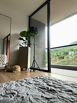 Helenbronwx online show from 01/09/25, 07:08