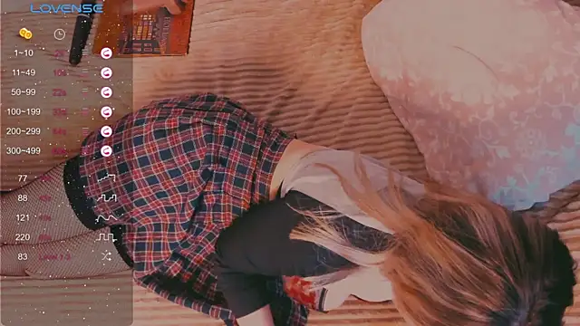 Snapshot of yoursugarbabe chatting on 12/10/24, 06:01 yoursugarbabe online show from 12/10/24, 06:01