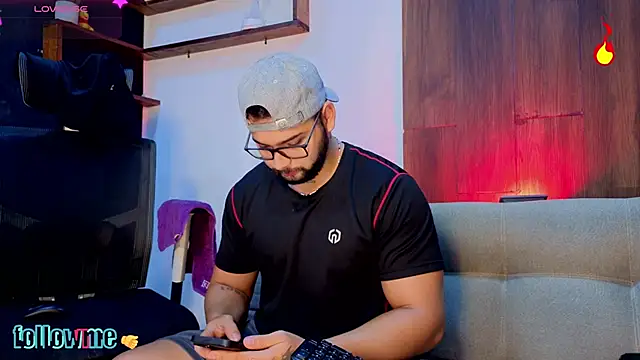 Andrew Brown online show from 11/28/25, 02:17