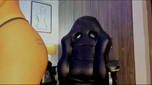 HollyEvanz online show from 11/29/25, 04:45