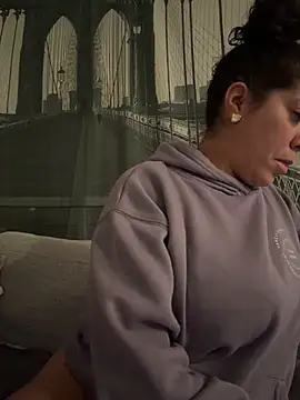 Bigbuttbrooklynn online show from 04/07/26, 06:04