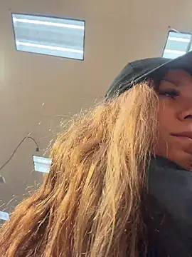 Bigbuttbrooklynn online show from 12/15/25, 01:17