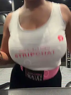 Bigbuttbrooklynn online show from 02/25/26, 01:00