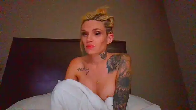 Diamondmodel95 online show from 05/23/26, 02:43