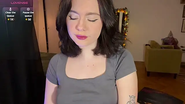 sunshine lina online show from 02/09/25, 02:07