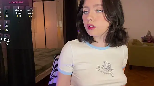 sunshine lina online show from 02/01/25, 04:22