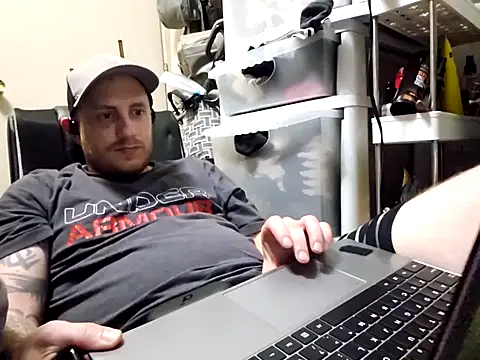 Hydro-Blastz online show from 09/28/25, 02:57