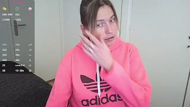 Snapshot of cumfun chatting on 11/26/25, 06:30 cumfun online show from 11/26/25, 06:30