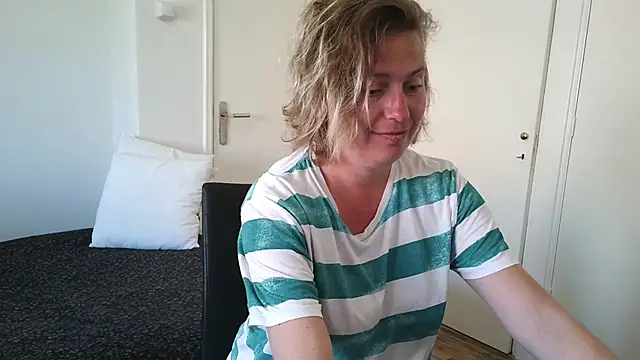 cumfun online show from 04/26/26, 02:47