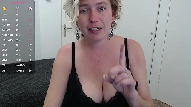 cumfun online show from 10/14/25, 07:31