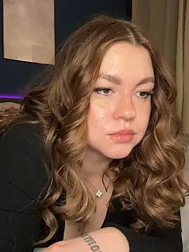 VictoriaLaFleur online show from 04/03/26, 08:26