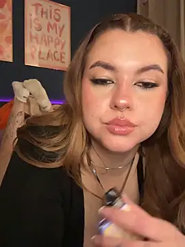 VictoriaLaFleur online show from 05/17/26, 08:20