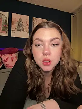 VictoriaLaFleur online show from 12/16/25, 09:19