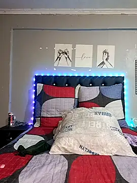 Toya P online show from 11/23/25, 09:52