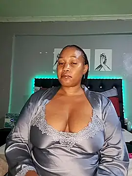 Snapshot of Toya_P chatting on 09/20/25, 07:30 Toya P online show from 09/20/25, 07:30