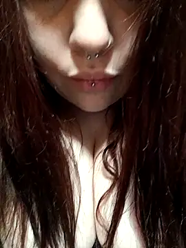 Snapshot of persefone97 chatting on 01/13/25, 03:56 persefone97 online show from 01/13/25, 03:56