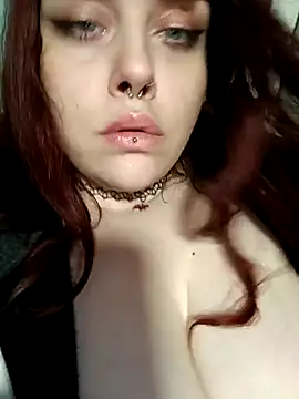 Snapshot of persefone97 chatting on 03/05/25, 07:49 persefone97 online show from 03/05/25, 07:49