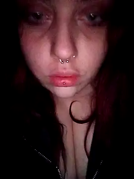 Snapshot of persefone97 chatting on 01/24/25, 02:07 persefone97 online show from 01/24/25, 02:07