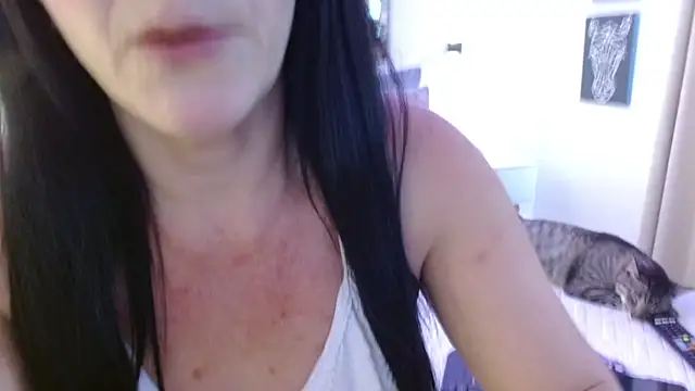hellen martin online show from 03/08/26, 09:18