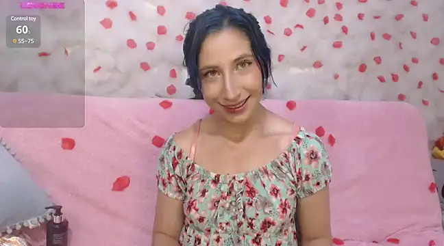 Snapshot of SkarletJhonson_ chatting on 02/18/25, 04:37 SkarletJhonson online show from 02/18/25, 04:37