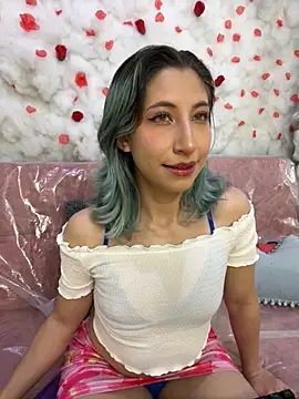 Snapshot of SkarletJhonson_ chatting on 09/28/25, 03:19 SkarletJhonson online show from 09/28/25, 03:19