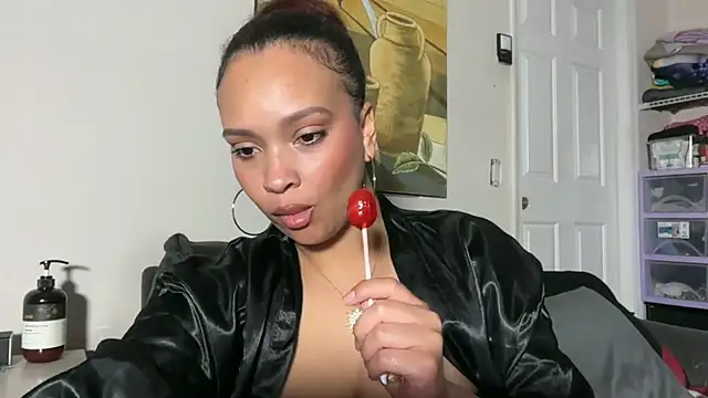 SashaEstrella online show from 01/15/26, 06:39