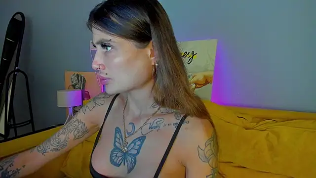 Patricia Cox online show from 02/25/26, 06:41