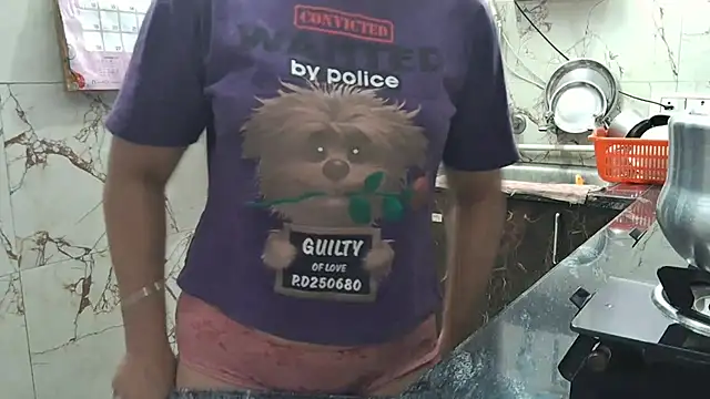 Snapshot of bhabhisexxy_880 chatting on 12/02/25, 02:23 bhabhisexxy 880 online show from 12/02/25, 02:23