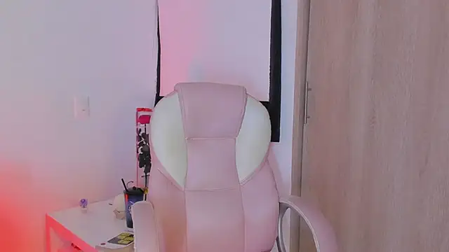 AnastaciaBlake online show from 11/14/25, 05:22