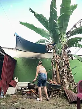 Danielavegax online show from 12/14/25, 09:09