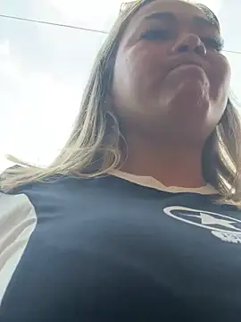 Danielavegax online show from 12/18/25, 05:06