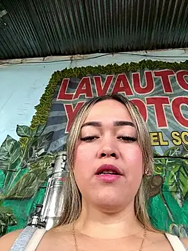 Danielavegax online show from 12/21/25, 03:14