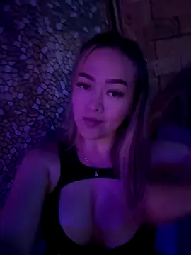 Danielavegax online show from 11/07/25, 02:16