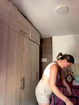 Danielavegax online show from 10/17/25, 09:27