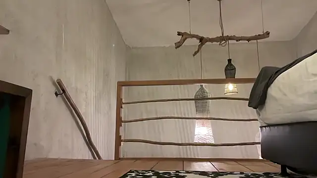  liatris  online show from 02/01/25, 02:13