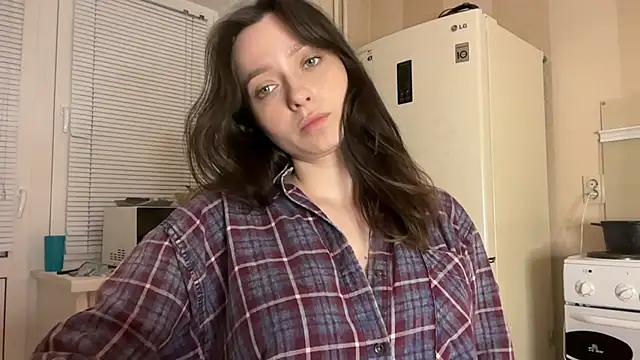  liatris  online show from 09/18/25, 04:21