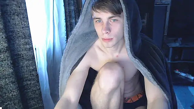 Student Oliver online show from 11/26/25, 07:30